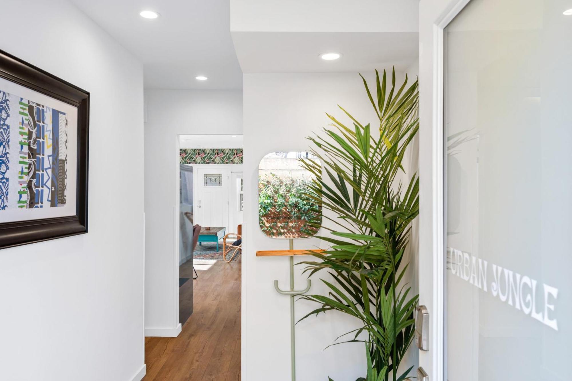 Walk To Hollywood Blvd From Urban Jungle Oasis Appartement